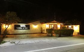 Tierra y Vino a pasos Museo y Casino
